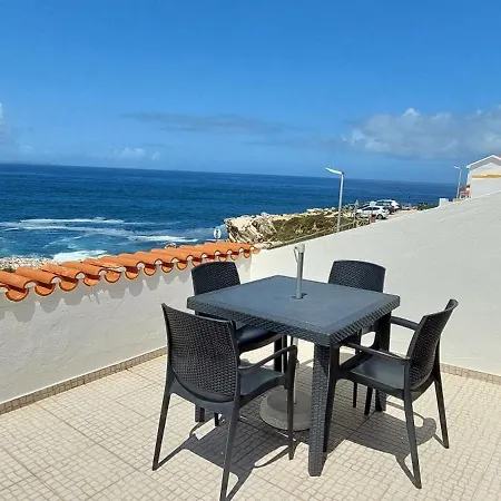 The Whale House * Baleal