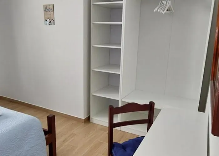 The Whale House * Балеал