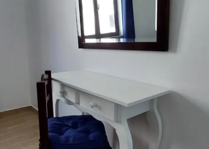 Апартаменты The Whale House *