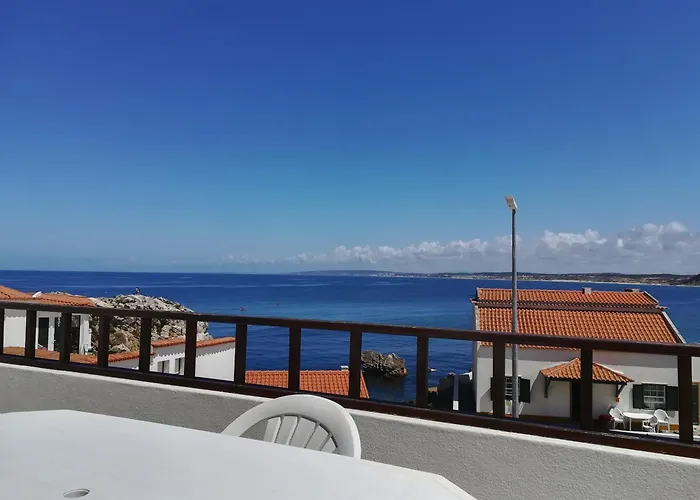 The Whale House Апартаменты